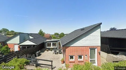 Andelsboliger til salg i Rønde - Foto fra Google Street View