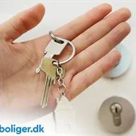 Hvad er reglerne ved salg af andelsbolig?